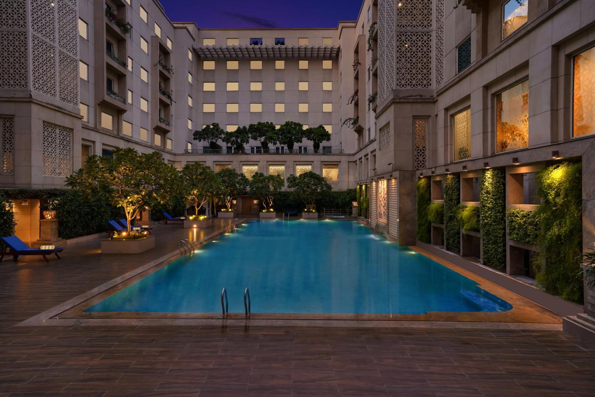 Lemon Tree Premier, Delhi Airport Hotel 5*